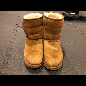 Ugg boots with lining size 9